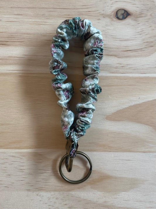 Green Floral Wristlet