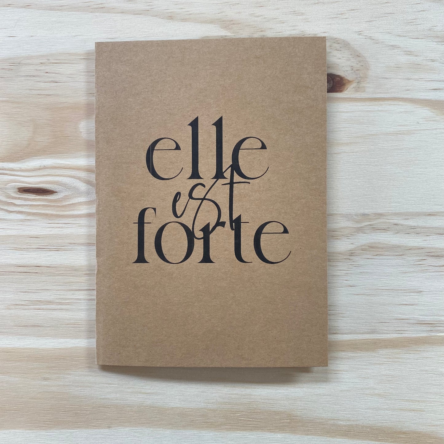 "Elle Est Forte" Card