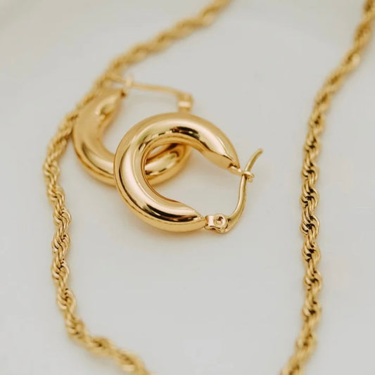 Amara Hoop Earrings