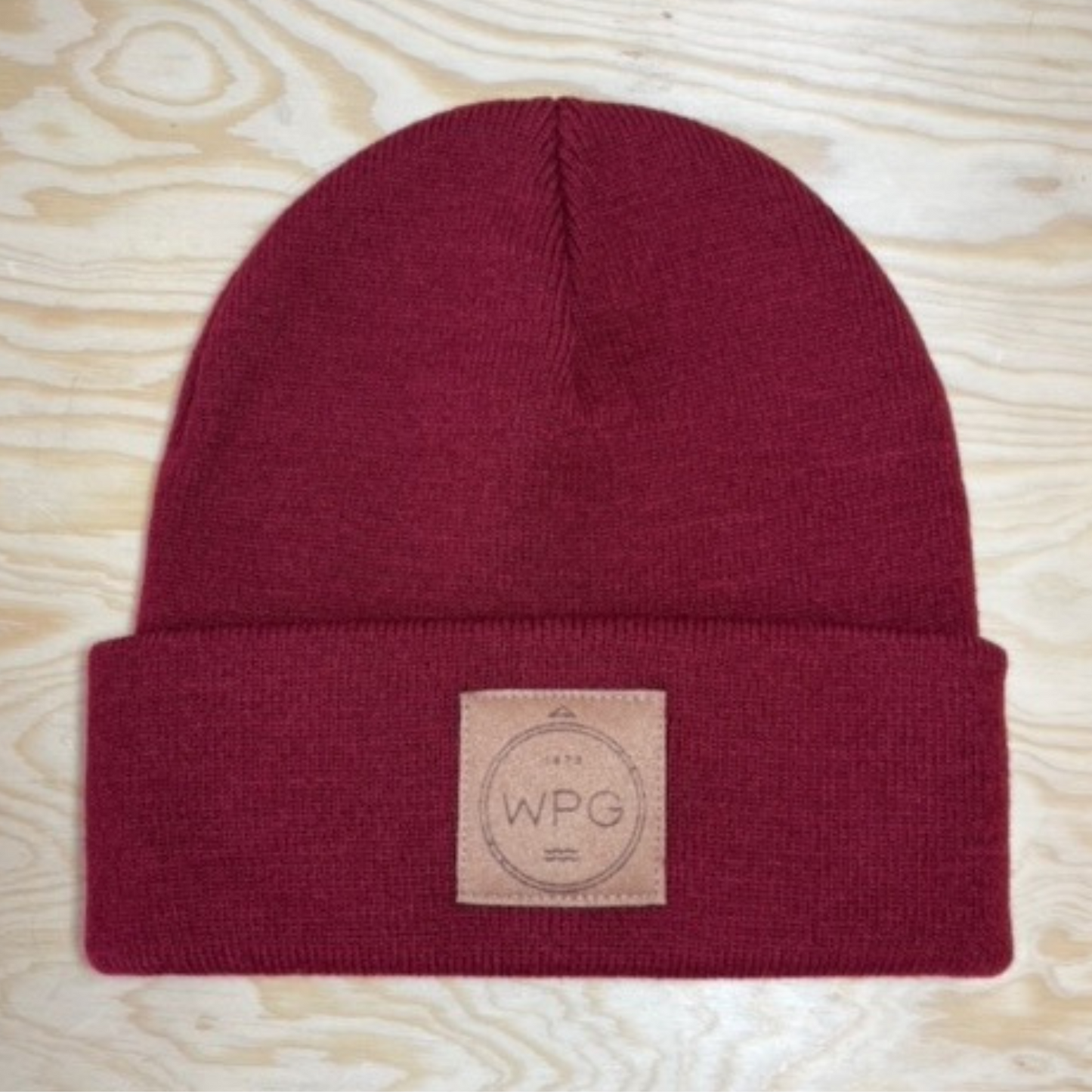 WPG Compass Toque | Natural on Maroon